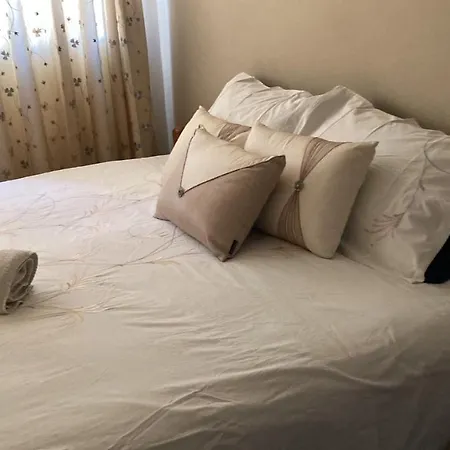 Homestay Huge House. Rooms. Rooftop Garden. Relaxation